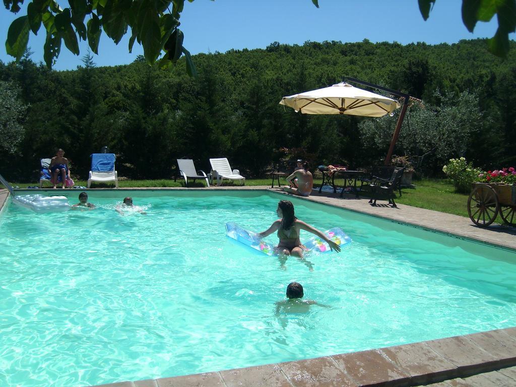 Fattoria Del Quondam Villa Giano dell'Umbria ภายนอก รูปภาพ