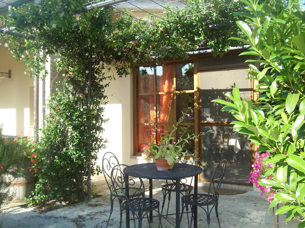Fattoria Del Quondam Villa Giano dell'Umbria ภายนอก รูปภาพ