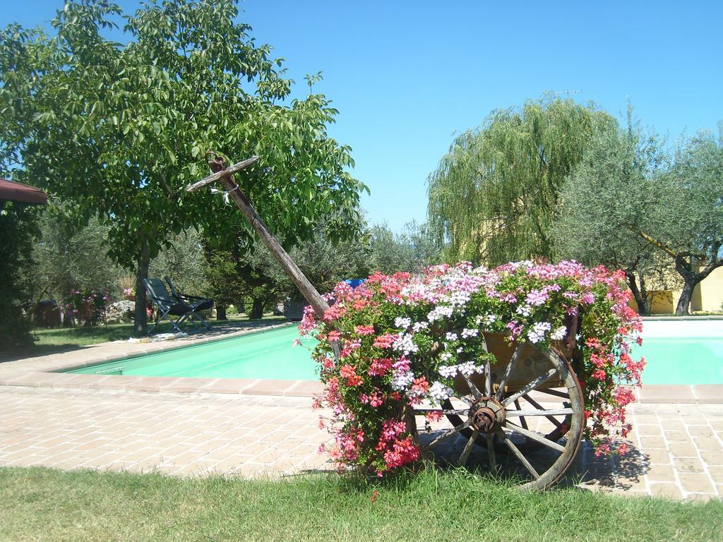 Fattoria Del Quondam Villa Giano dell'Umbria ภายนอก รูปภาพ